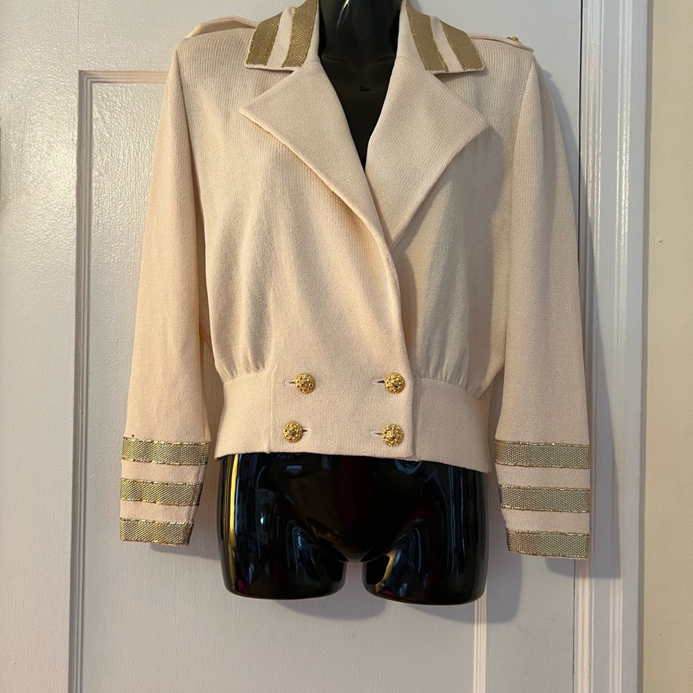 St. John Cream and Gold Blazer